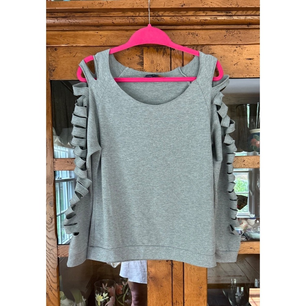 Ocean Drive Clothing Co. Gray Sweatshirt w/ cut out arms EUC